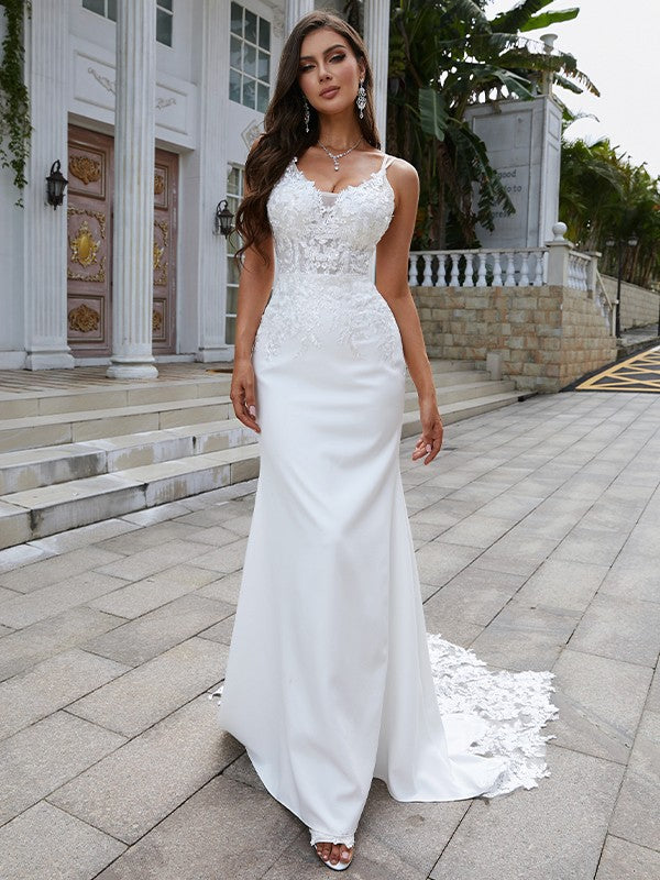 Robe de mariée à col en V sans manches et traîne courte